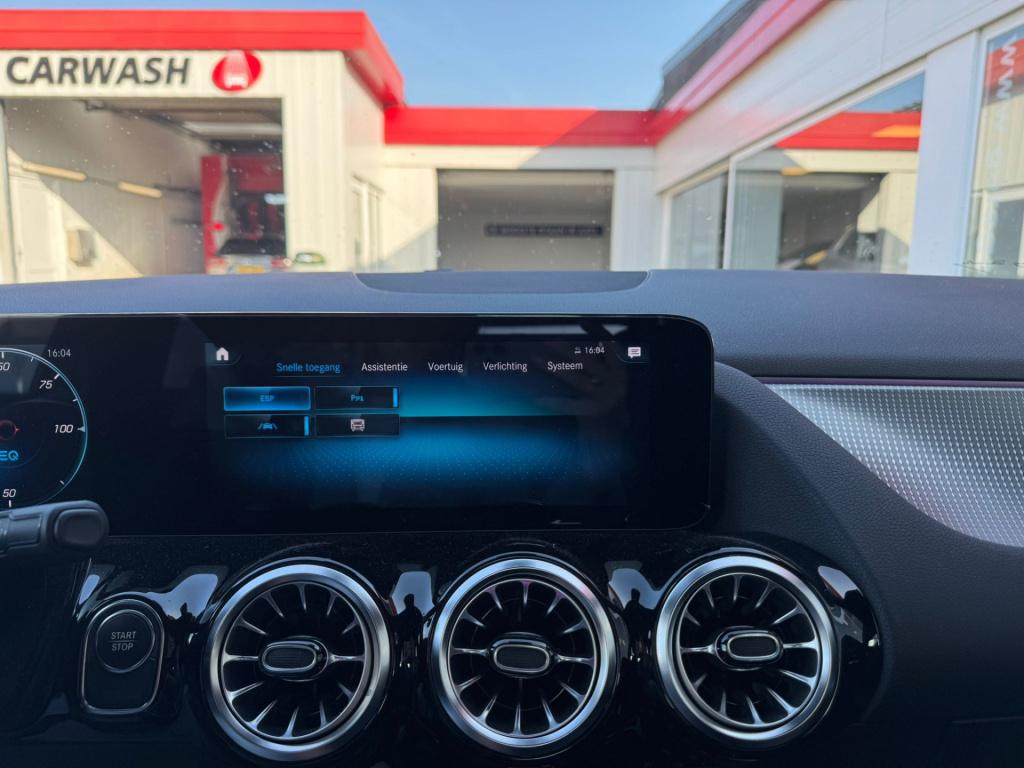 Mercedes-Benz Eqa 250 business solution luxury 67 kwh