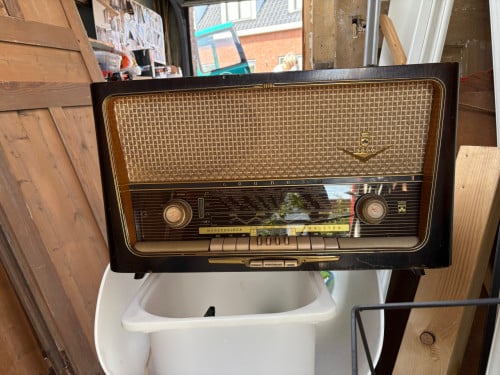 Oude radio