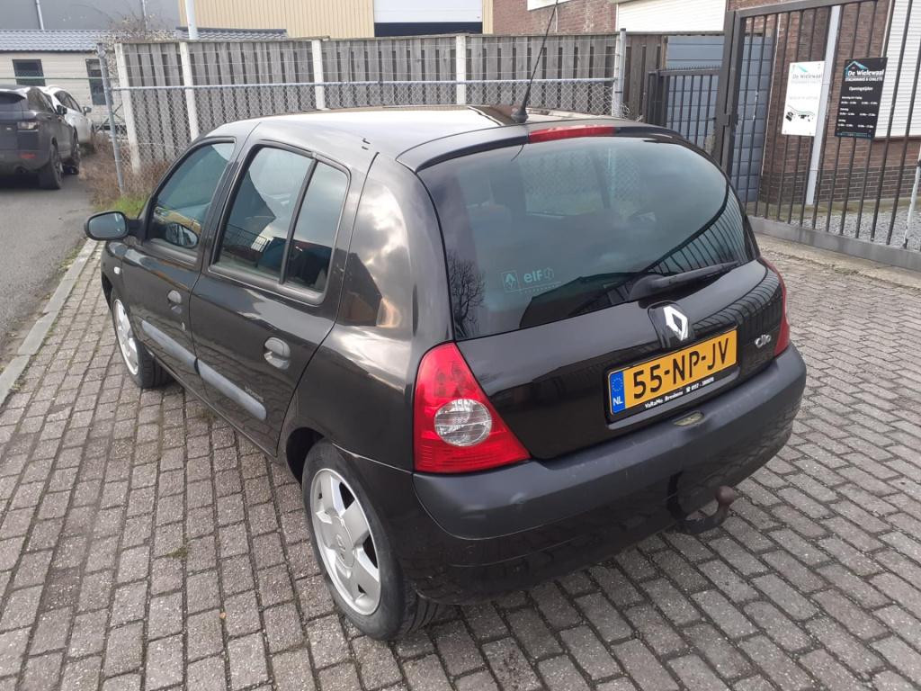 Renault Clio 1.2-16v dynamique
