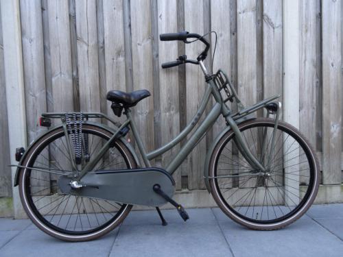 🚲 Stoere meisjesfiets 24 inch – legergroen – 3 versnellingen