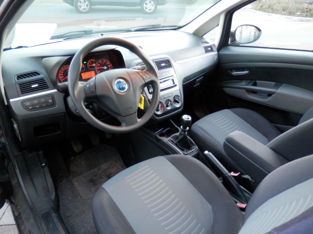 Auto Garant Biedt Aan: Fiat Grande Punto 1.4 Dynamic