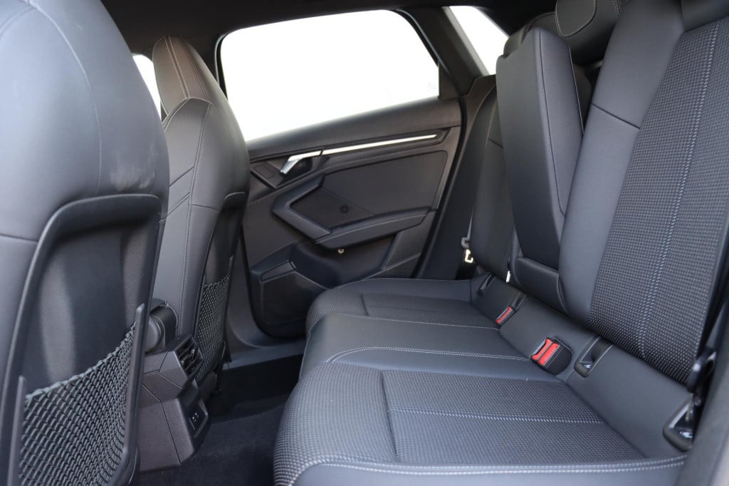 Audi A3 sportback 40 tfsi e s edition 204pk s-tronic