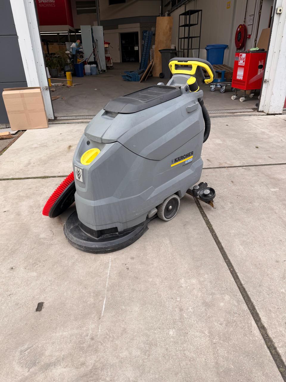 Karcher Schrobzuigmachine