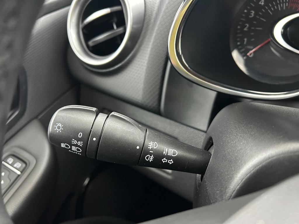 Renault Clio occasion 1.2 motor dus 4 cilinder ! | wit| tweedehands renault