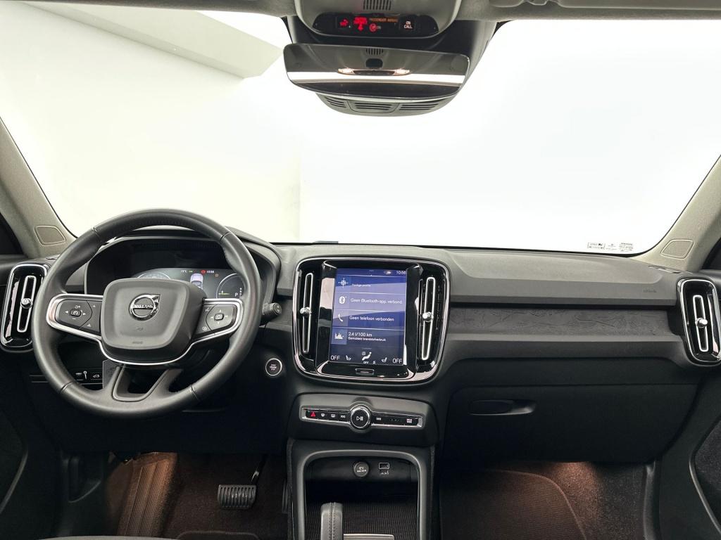 Volvo XC40 t4 211pk recharge r-design| pano| 360camera| adap.cruise|