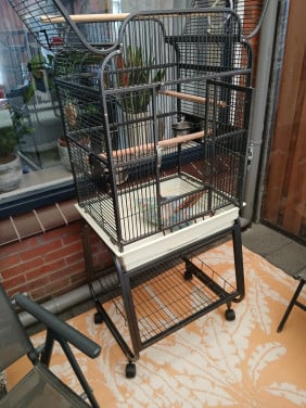 Grote vogelkooi Strong