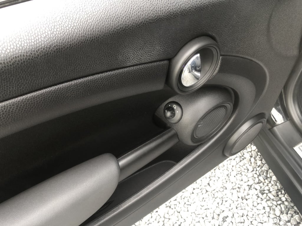 Mini One Cabrio mini 1.6 pepper pakket