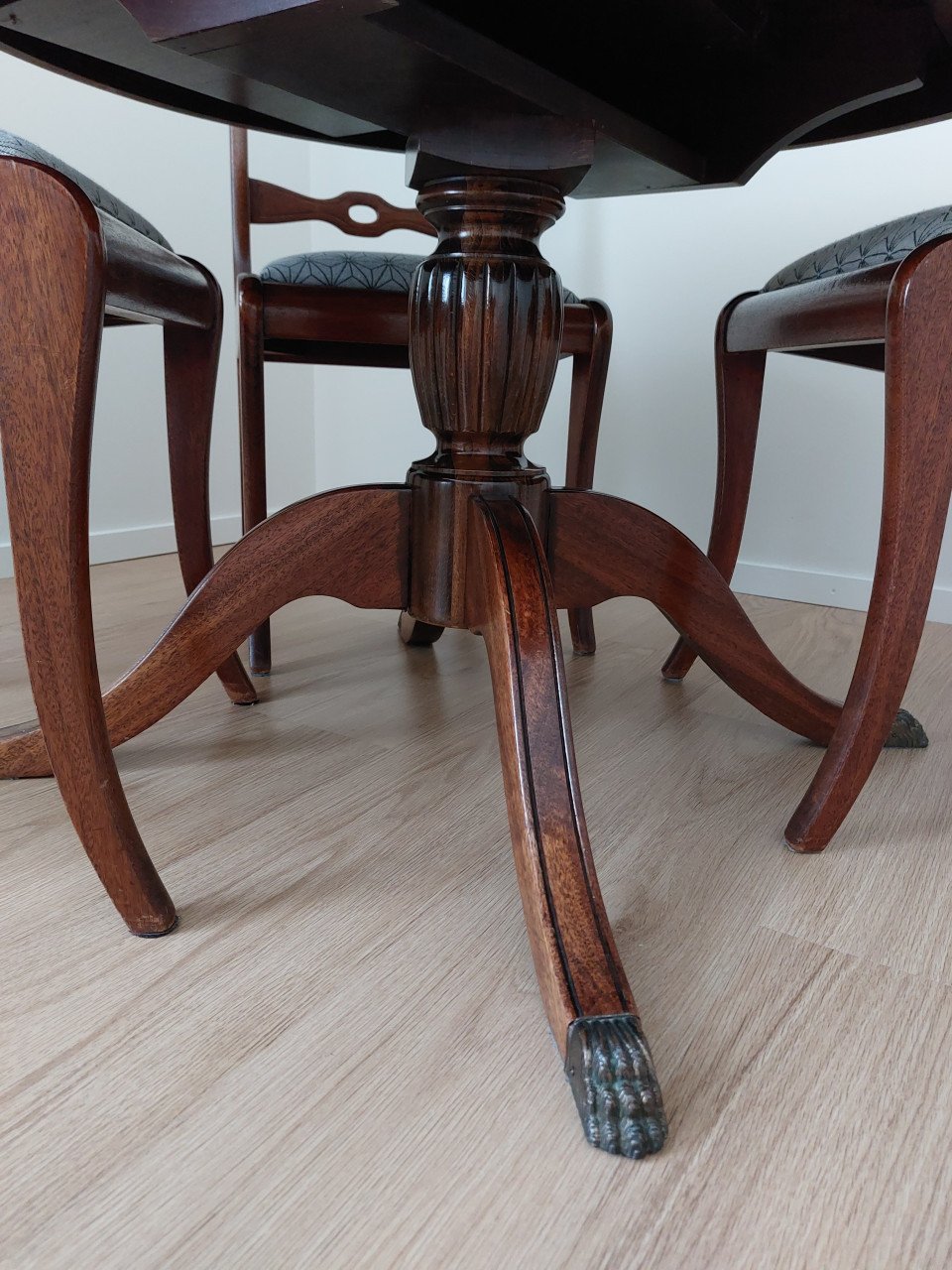 Eetkamer tafel incl. 4 stoelen