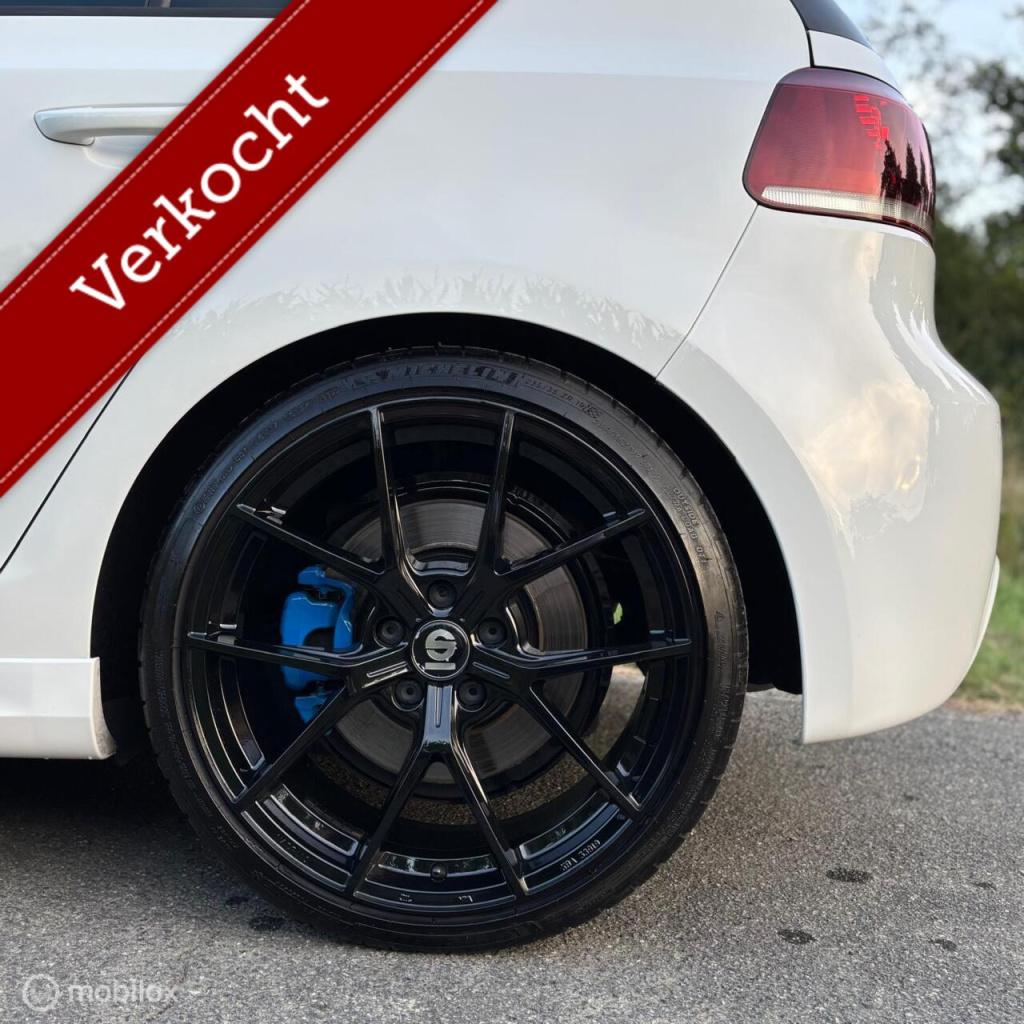 Volkswagen Golf 2.0 r 4-motion