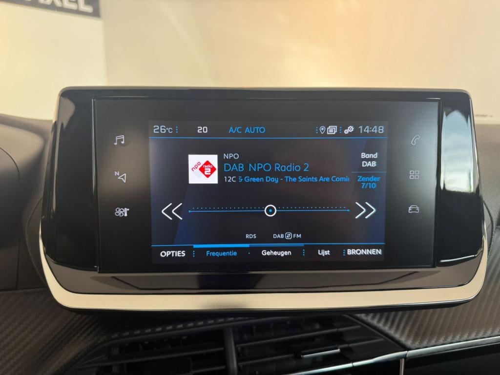 Peugeot 2008 1.2 puretech active