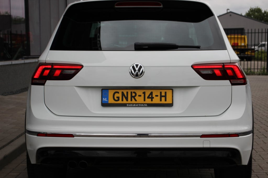 Volkswagen Tiguan 2.0 tsi 4motion r-line | leder | v.c. | keyless