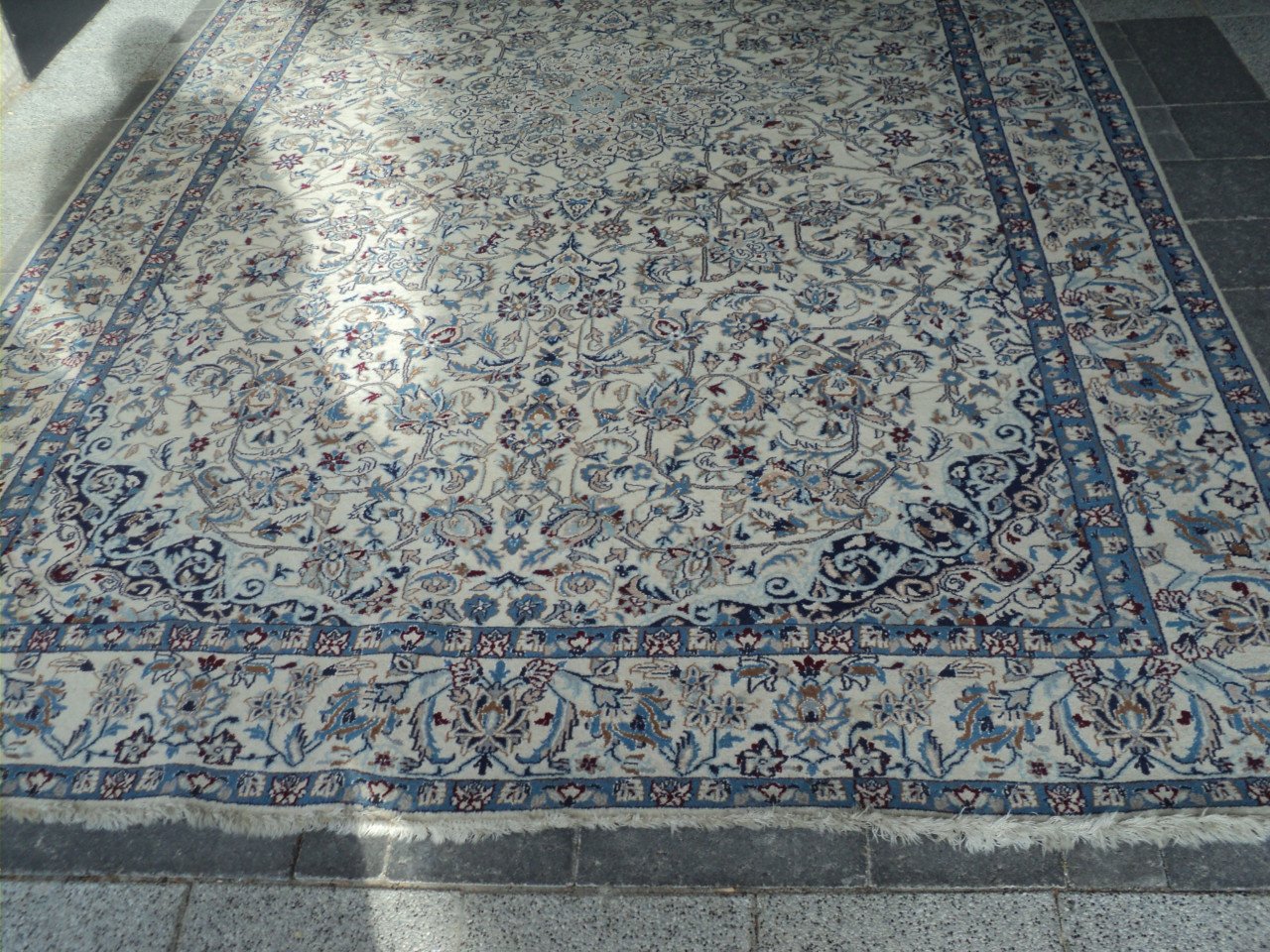 Prachtig handgeknoopt ZIJDE PERZISCH tapijt 210 x 335 cm