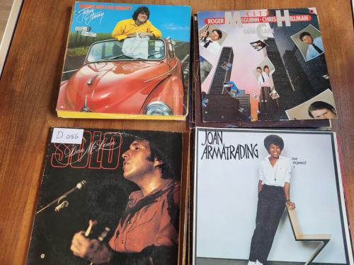 Stapel van 24 LP's pop / poprock  / Rock & Roll