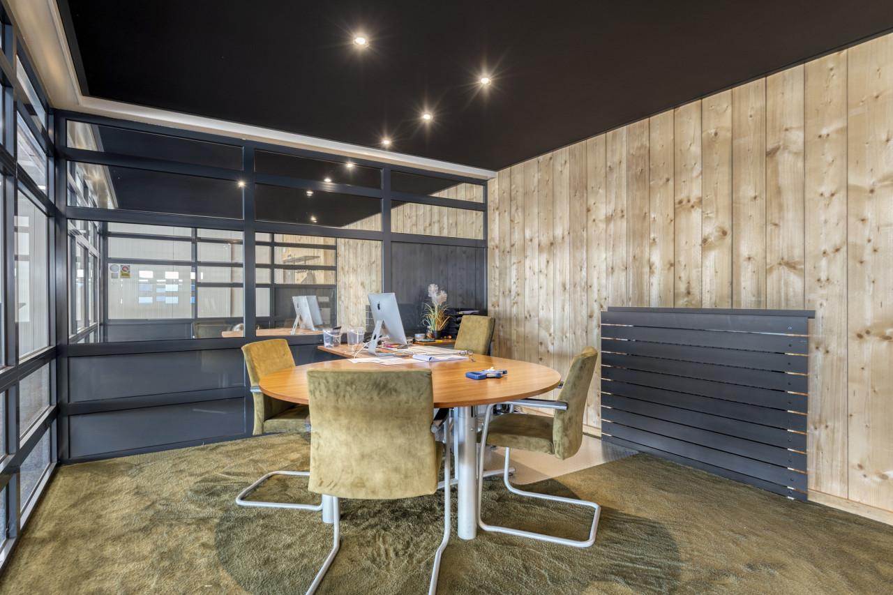 TE KOOP | Multifunctionele bedrijfsruimte-/showroom in ’s-Heer Arendskerke