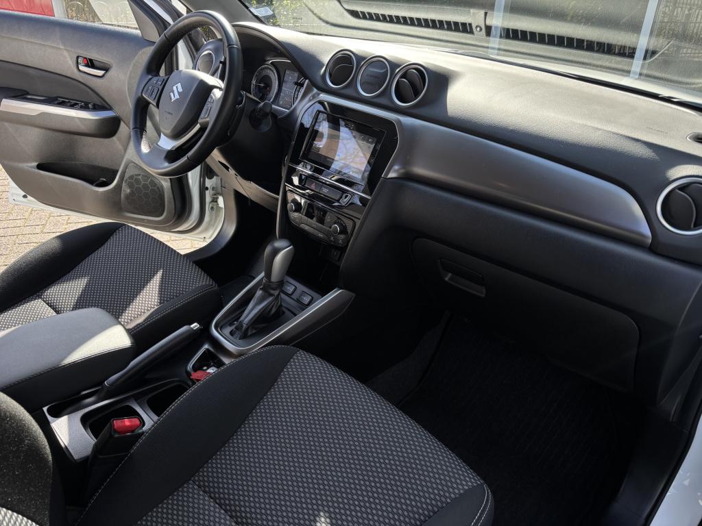 Suzuki Vitara automaat 1.4 boosterjet select smart hybrid/trekhaak