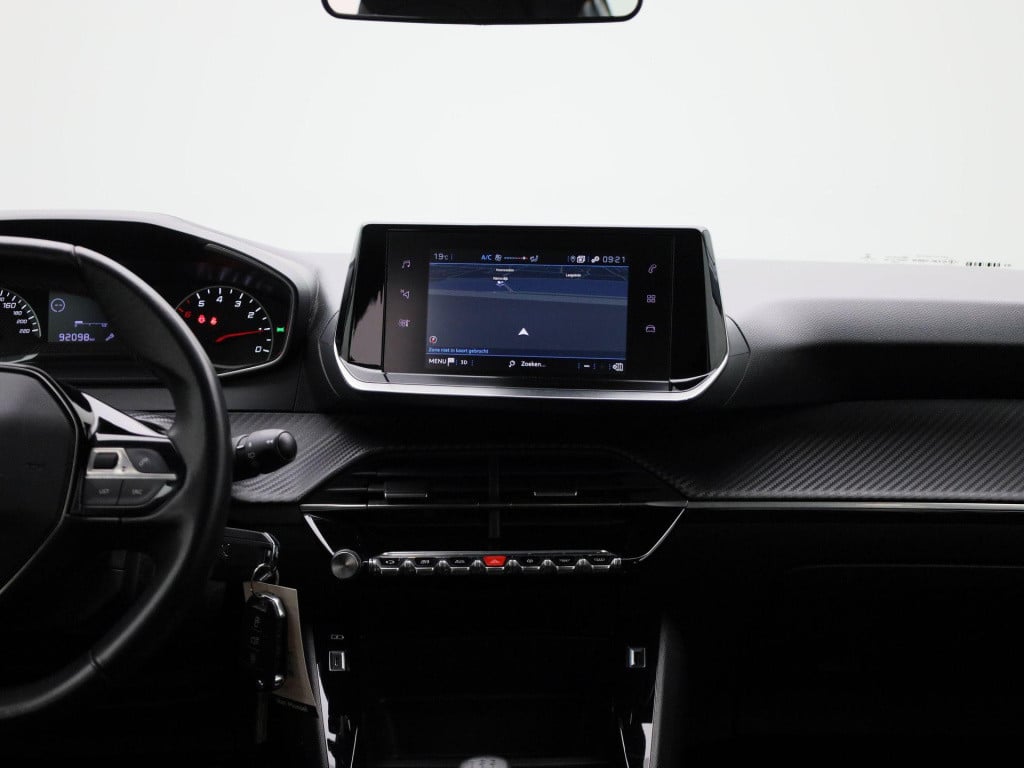 Peugeot 208 1.2 puretech active | apple carplay/android auto | airco | navi