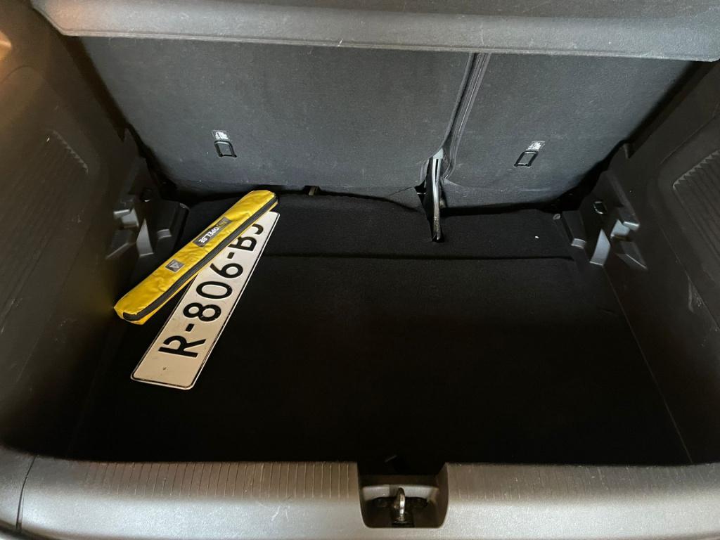 Opel Crossland X 1.2 turbo online edition