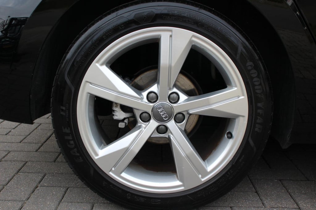 Audi A1 Sportback 30 tfsi s line - virtual - led - matrix - cruise - carpla