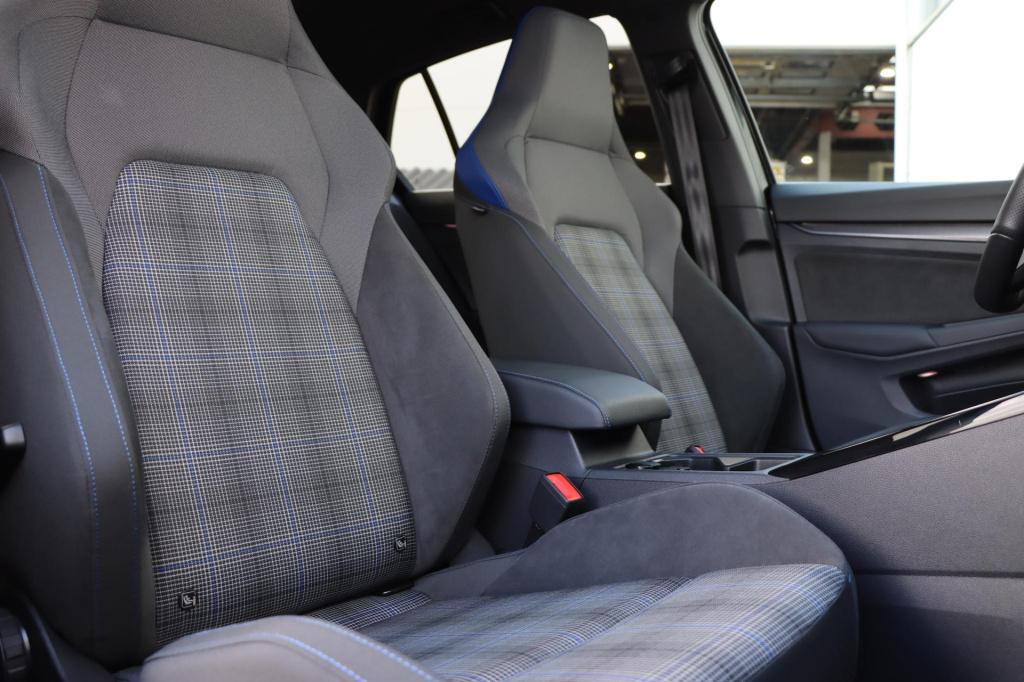 Volkswagen Golf 1.5 ehybrid gte 272pk dsg6