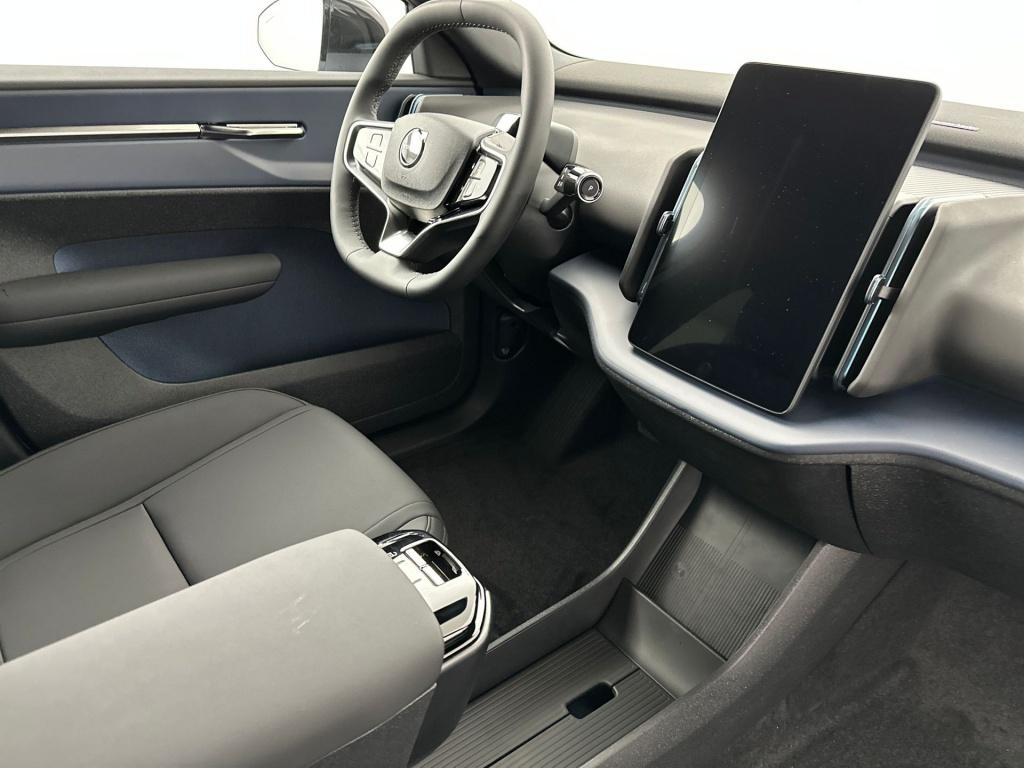 Volvo Ex30 p3 long range plus europa