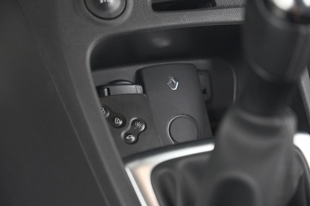 Renault Captur tce 90 intens | camera | dodehoekdetectie | navigatie | park