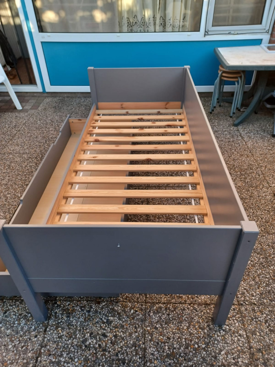Bed met bedlade 90×200 cm