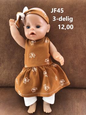 Poppenkleertjes baby born. Set. Opbrengst KiKa.