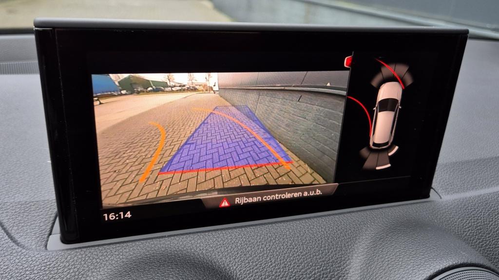 Audi Q2 35 tfsi advanced prestige | led matrix | navi | clima | trekhaak