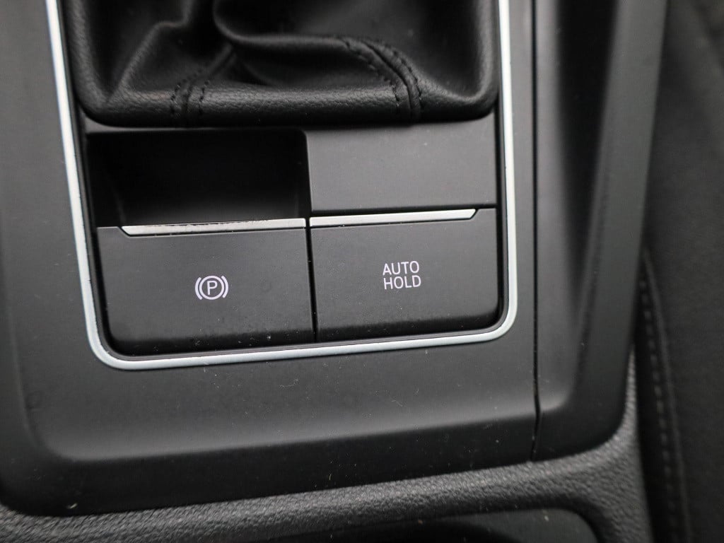Volkswagen Golf variant 1.0 tsi life | navigatie | apple carplay / android 