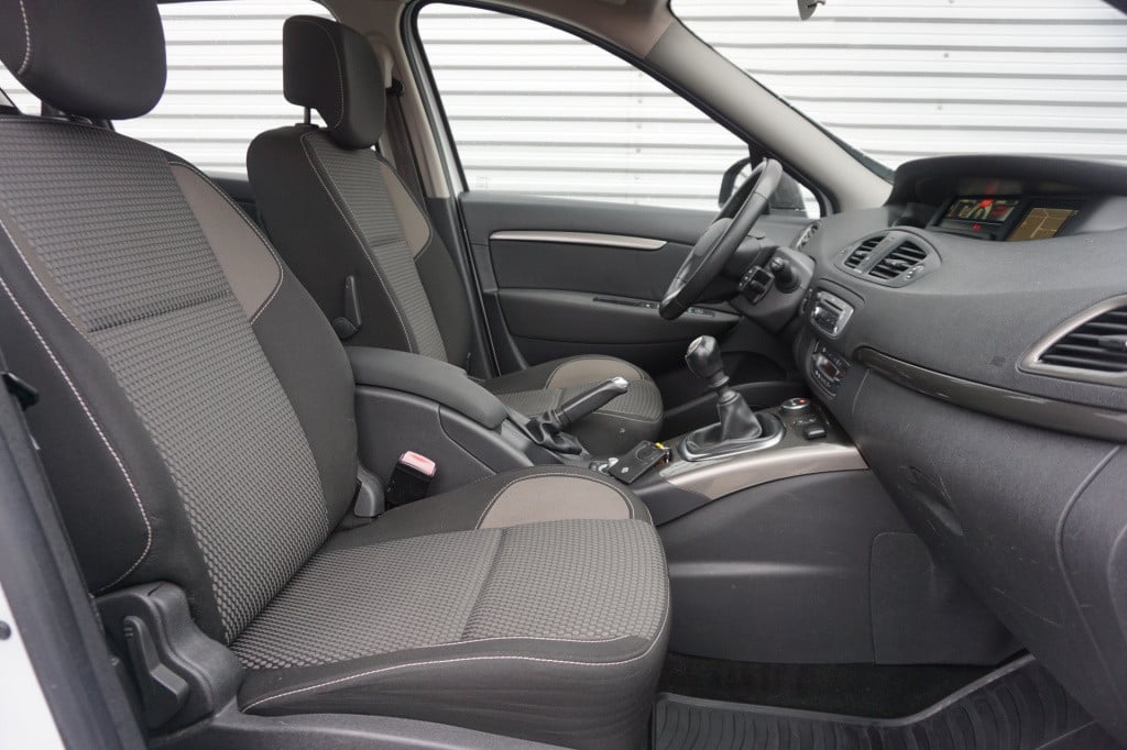 Renault Scenic xmod 1.2 tce bose climate / navi / cruise / stoelverw. / par