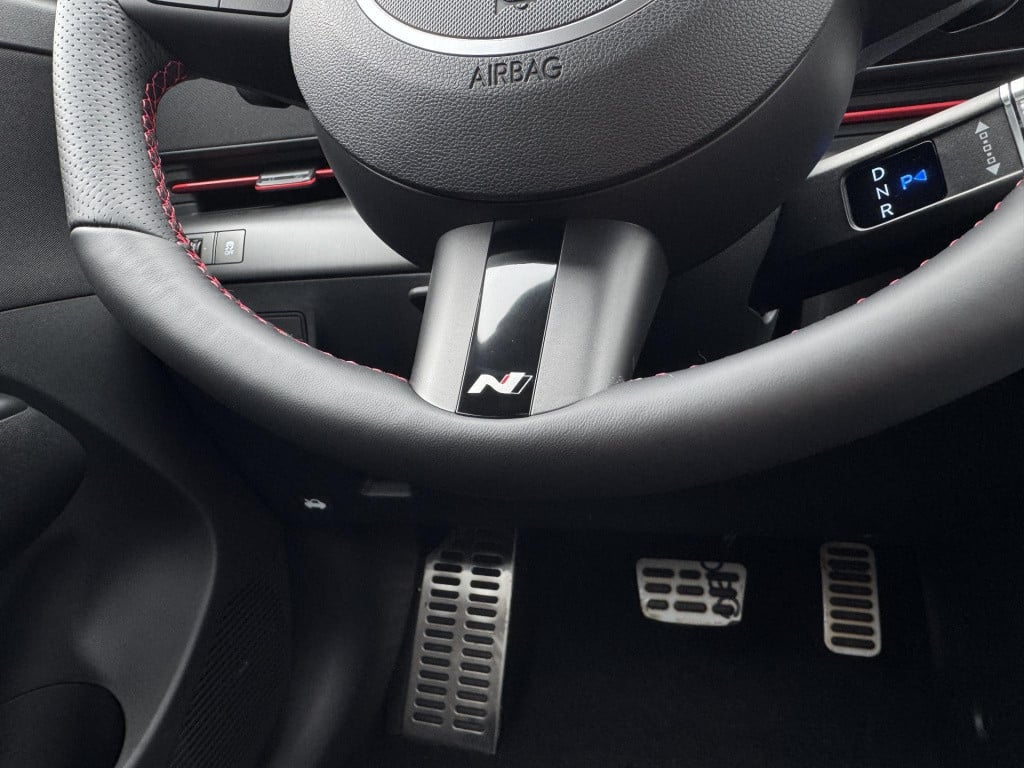 Hyundai Kona electric n line business 65.4 kwh