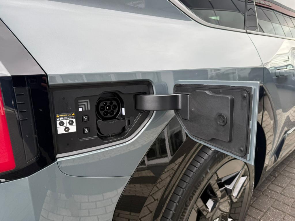 Kia Ev9 gt-line awd 99.8 kwh | premium audio | 7 zits | schuif kantel dak |