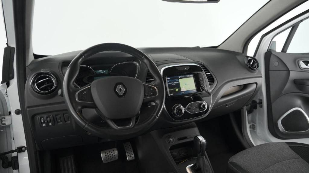 Renault Captur 1.3 tce intens | trekhaak afneembaar | navigatie | parkeerse