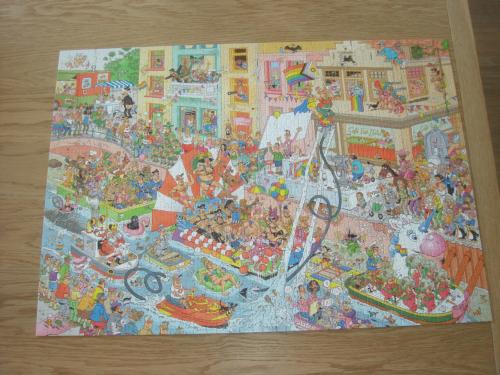 Te koop Complete Jan van Haasteren puzzel Celebrate pride 1000 stukjes