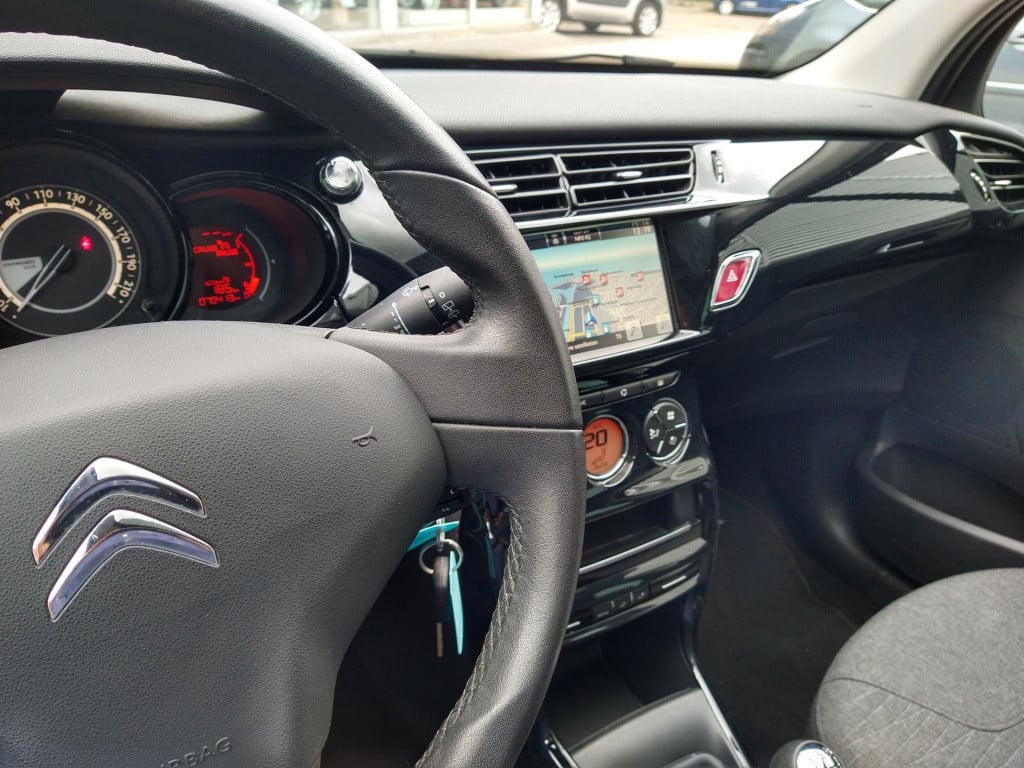 Citroen C3 1.2 82 pk collection nav/clim/trekhaak
