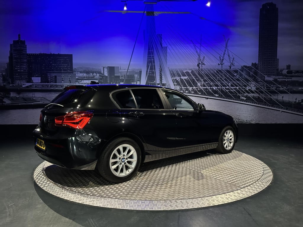 BMW 1 Serie 118i high executive *origineel nl*navi*clima*led*