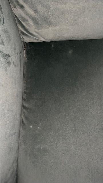 Mooie groene stevigzittende 3 zitsbank