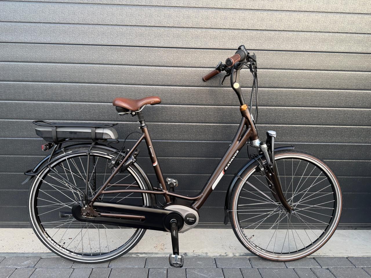 Prachtige Batavus Milano | Bosch Middenmotor | 400WH | 57CM