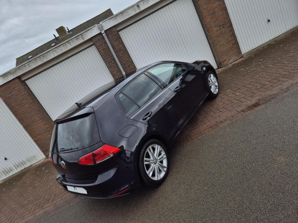 Volkswagen Golf 1.2 tsi comfortline / keyless / massagestoel / schuifdak / 