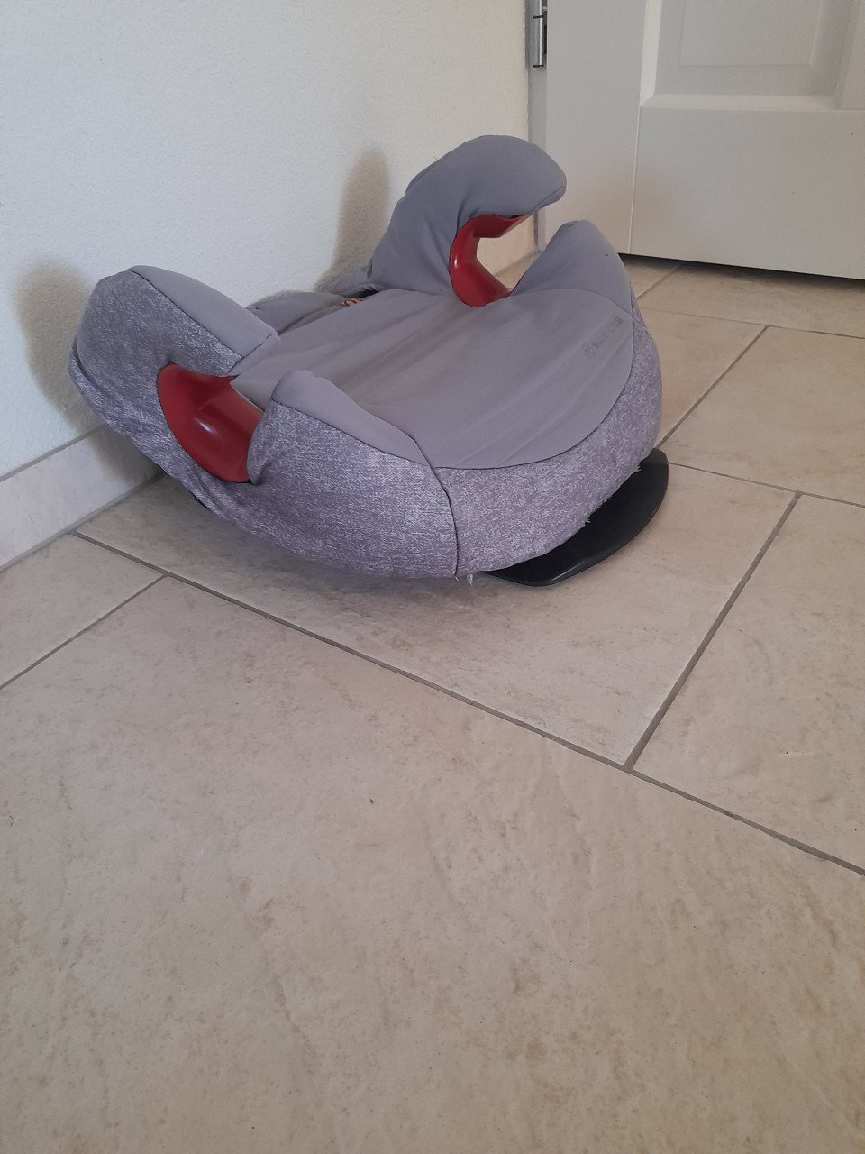 Maxi-cosi autostoeltje 15/36 kg (in goede staat )