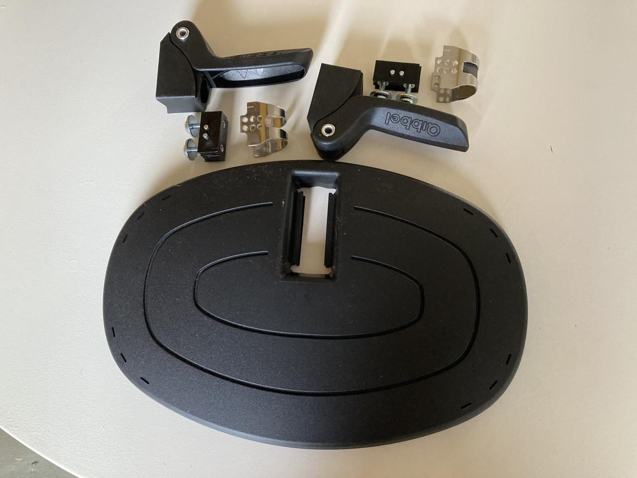 Voetsteunen en beschermplaten Qibbel