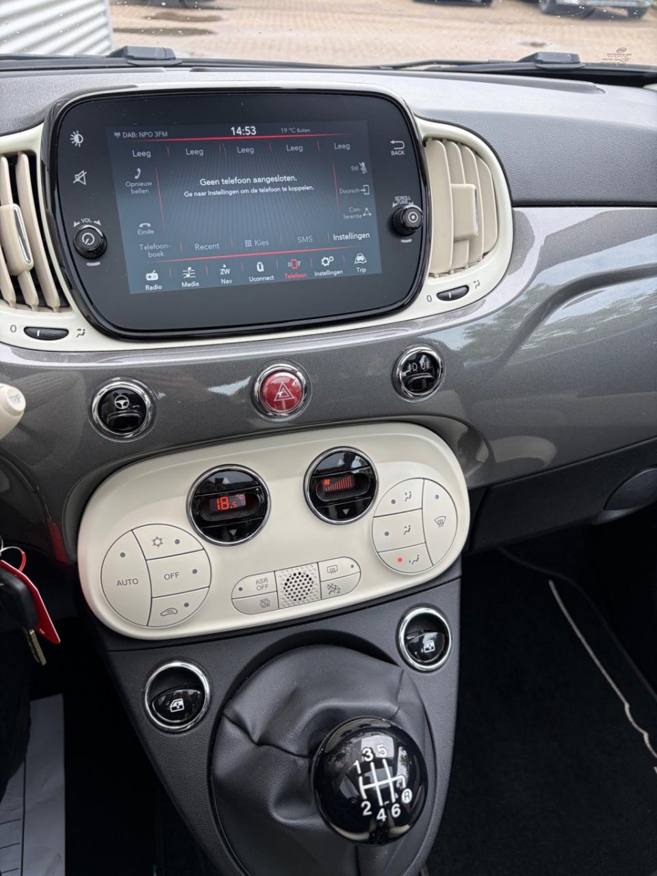 Fiat 500 1.0 hybrid dolcevita apple carplay