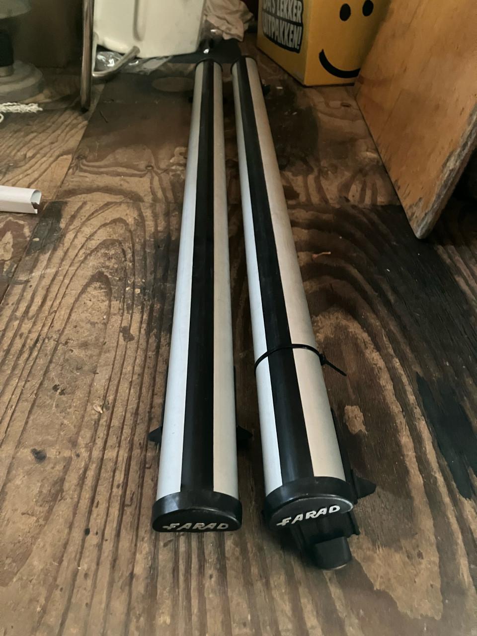 Universele dakdragers farad