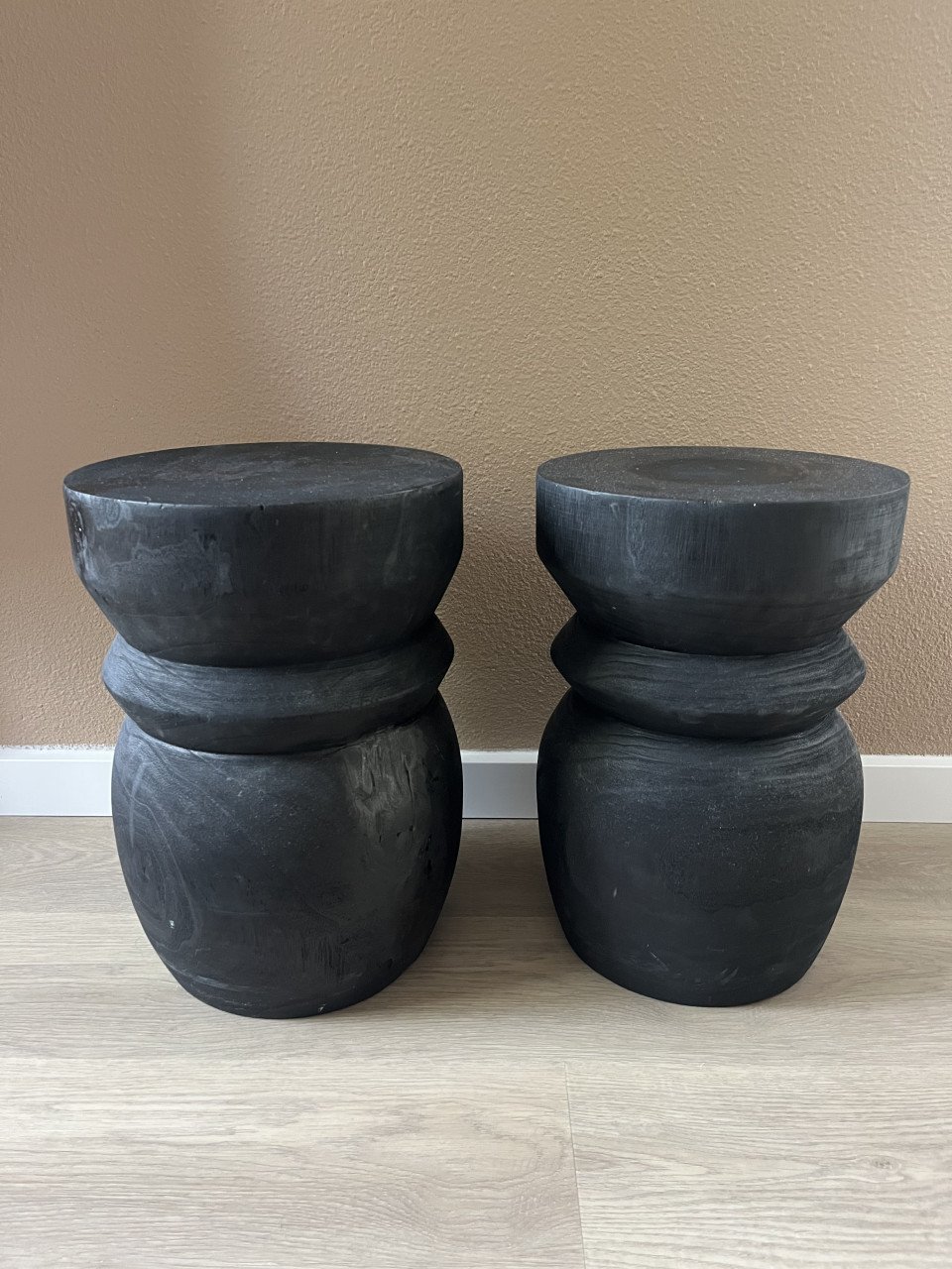2 Houten krukjes