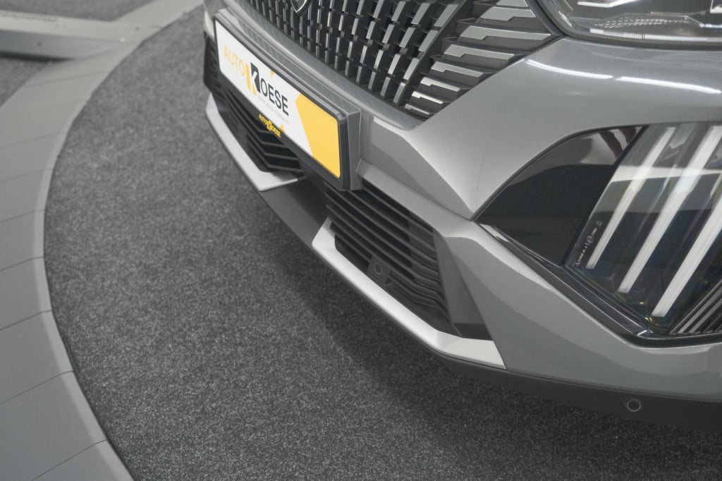 Peugeot 2008 puretech 130 eat8 allure | 360 camera | adaptieve cruise contr