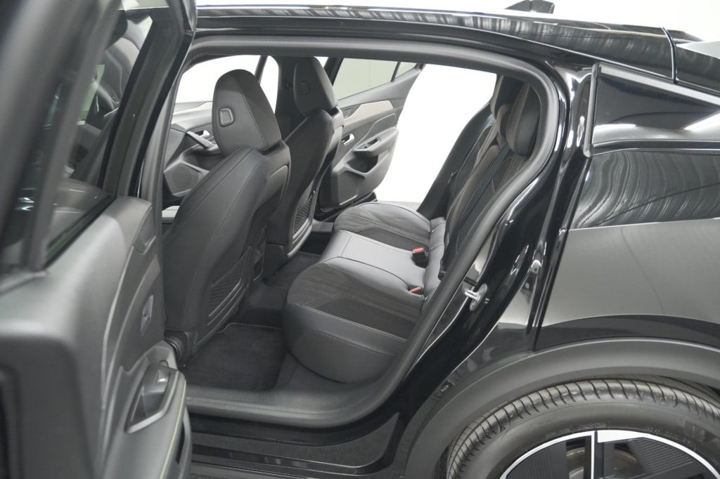 Peugeot 408 1.2 hybrid 136 e-dcs6 gt | 360 camera | adaptieve cruise contro