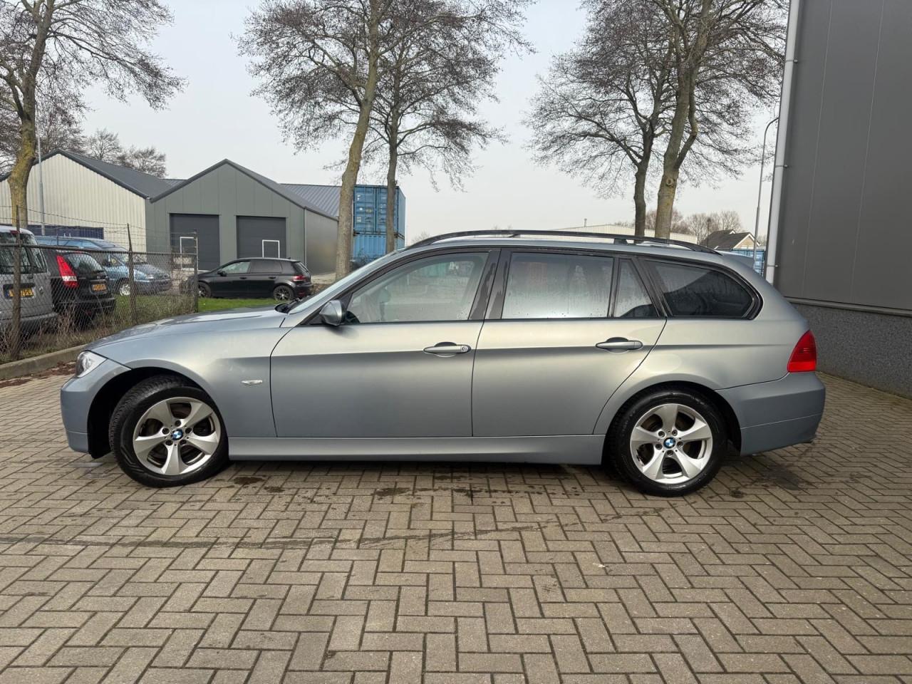 BMW 3-serie Touring 318i Executive
