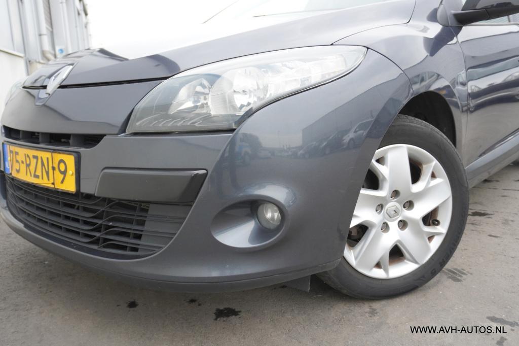 Renault Megane 1.6 parisienne