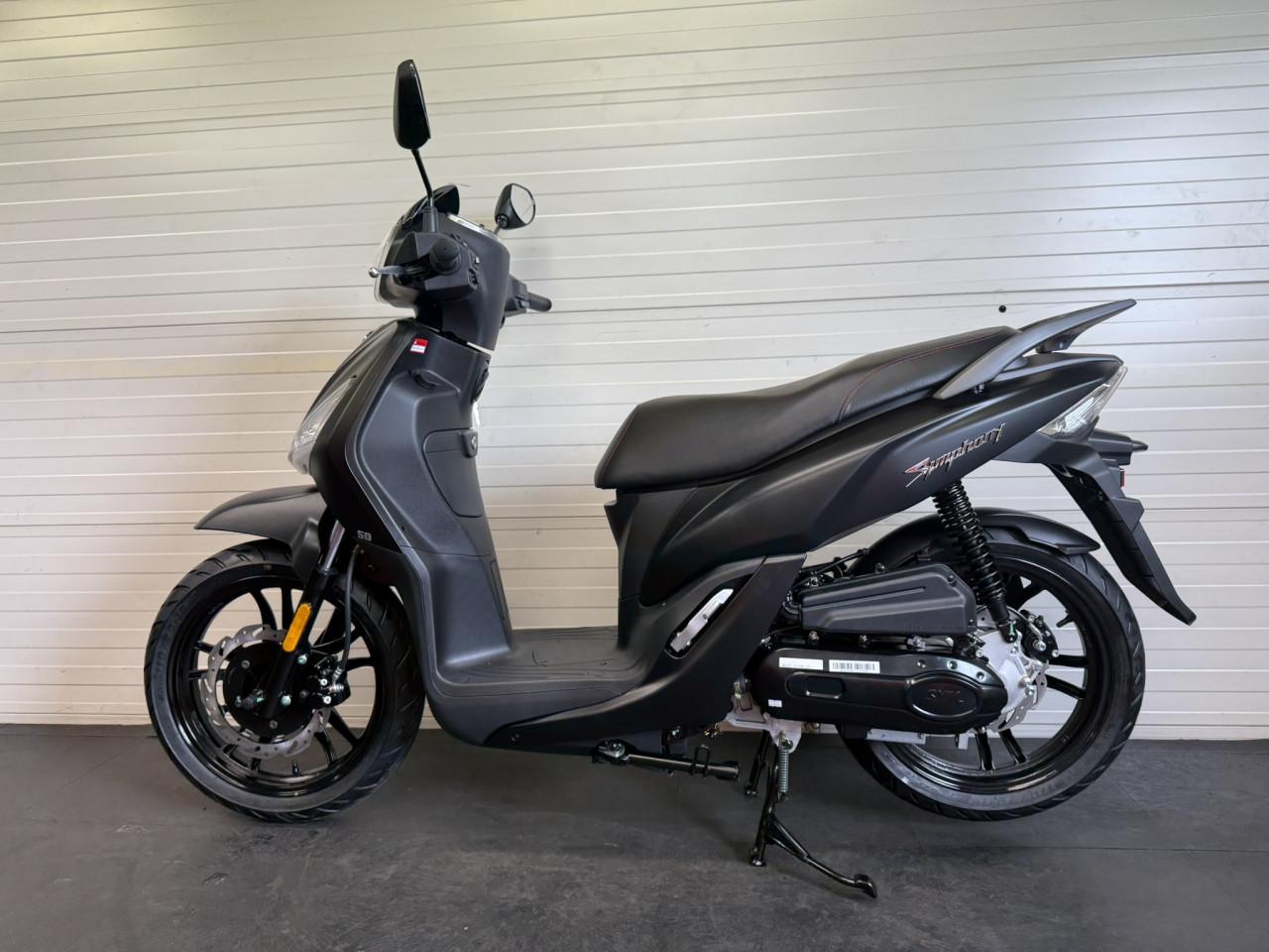 SYM Symphony – Woon-Werk Scooter – Grote Wielen – €2.499,-