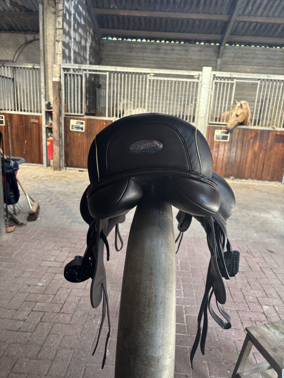 Frank baines dressuur zadel te koop